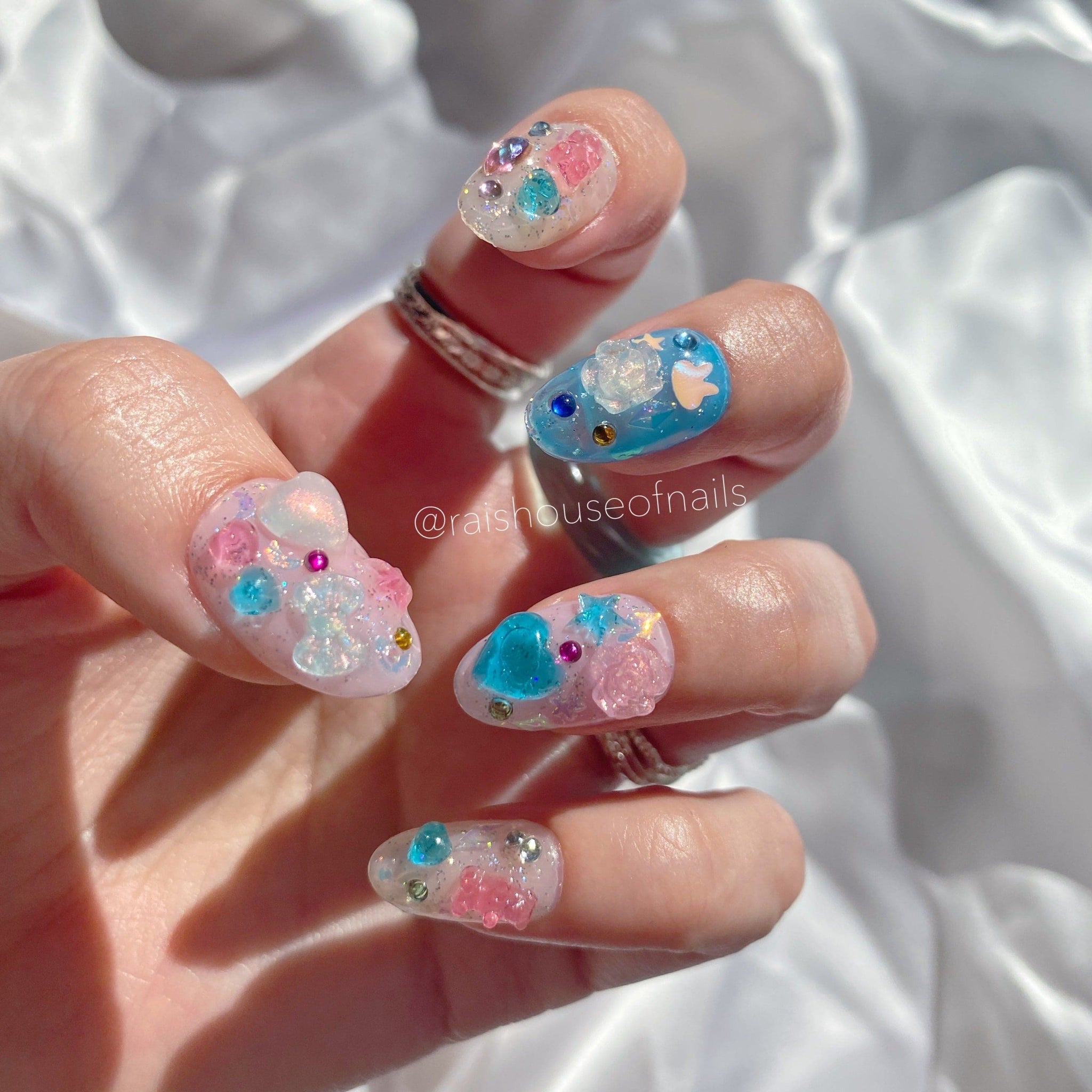 How Artist Sophie Parkinson Creates the Most Intricate, 3D Nail Art You've  Ever Seen — See Photos | Allure